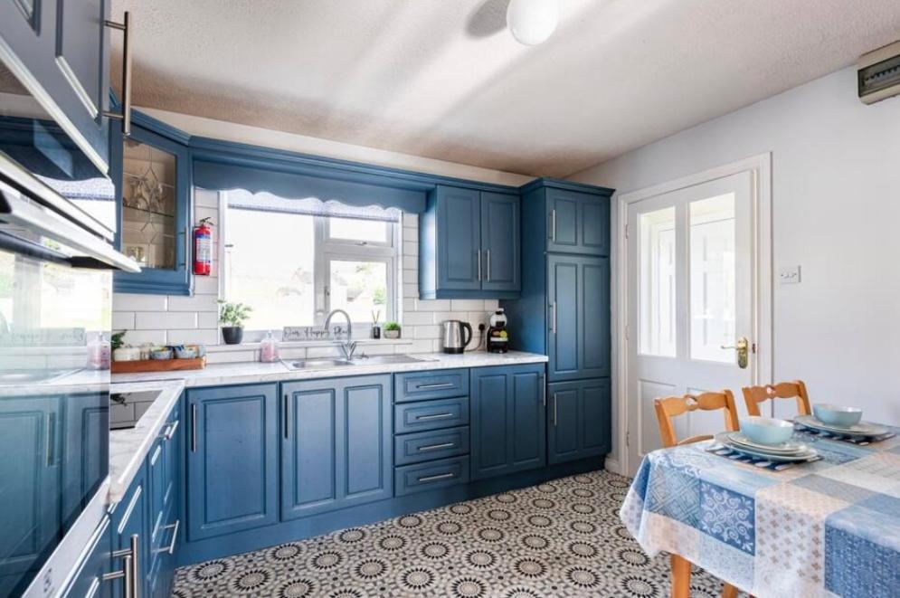 Moneydarragh Cottage With Uninterrupted Mountain And Sea Views- Hot Tub Available For Hire Annalong Екстер'єр фото