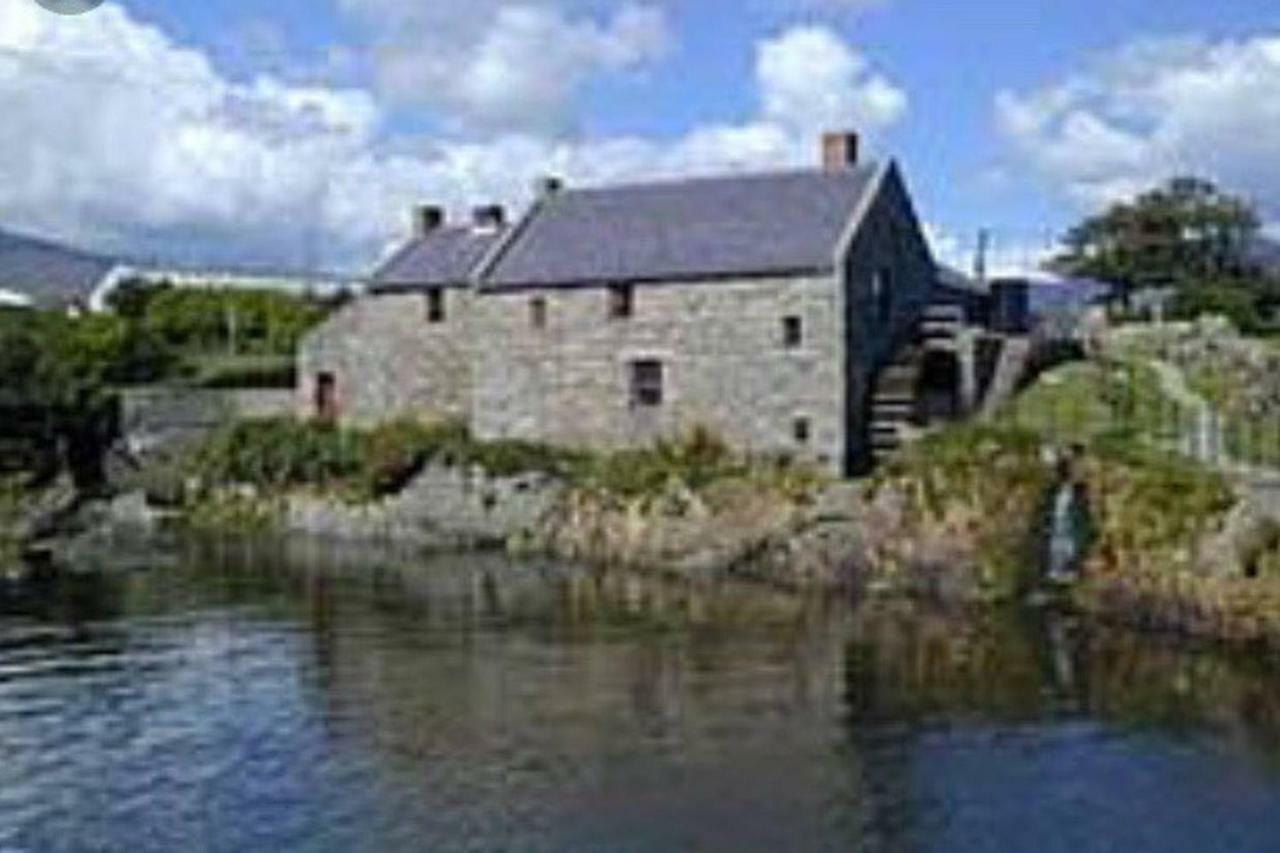 Moneydarragh Cottage With Uninterrupted Mountain And Sea Views- Hot Tub Available For Hire Annalong Екстер'єр фото